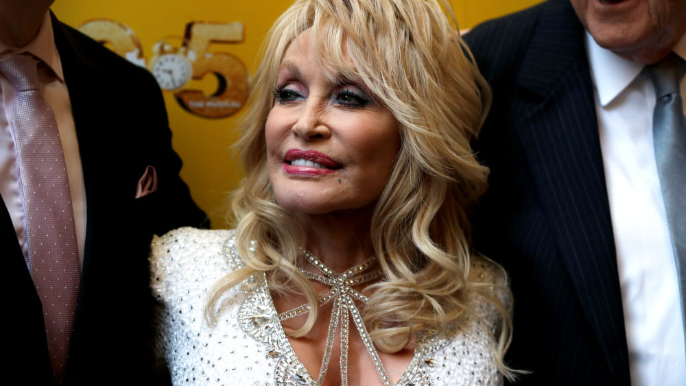 Dolly Parton Announces New Resort And 500 Million Expansion To