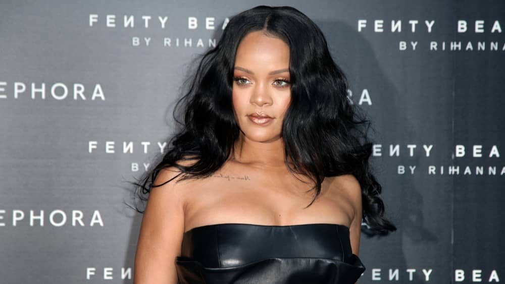 Rihanna is now a billionaire and the world's wealthiest female