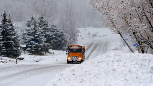 school-bus-on-snowy-roads-001