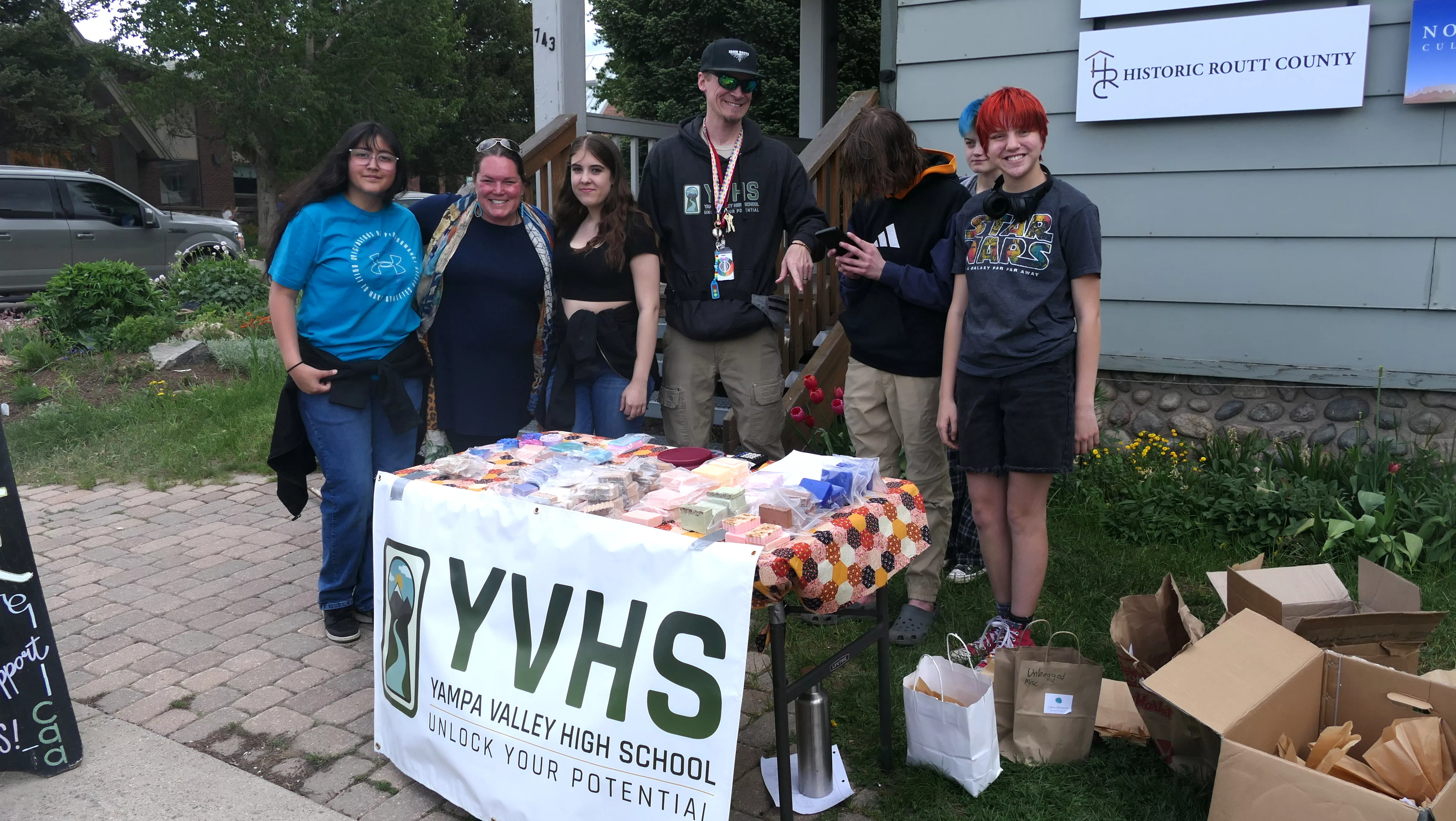 yvhs-soap-selling-001