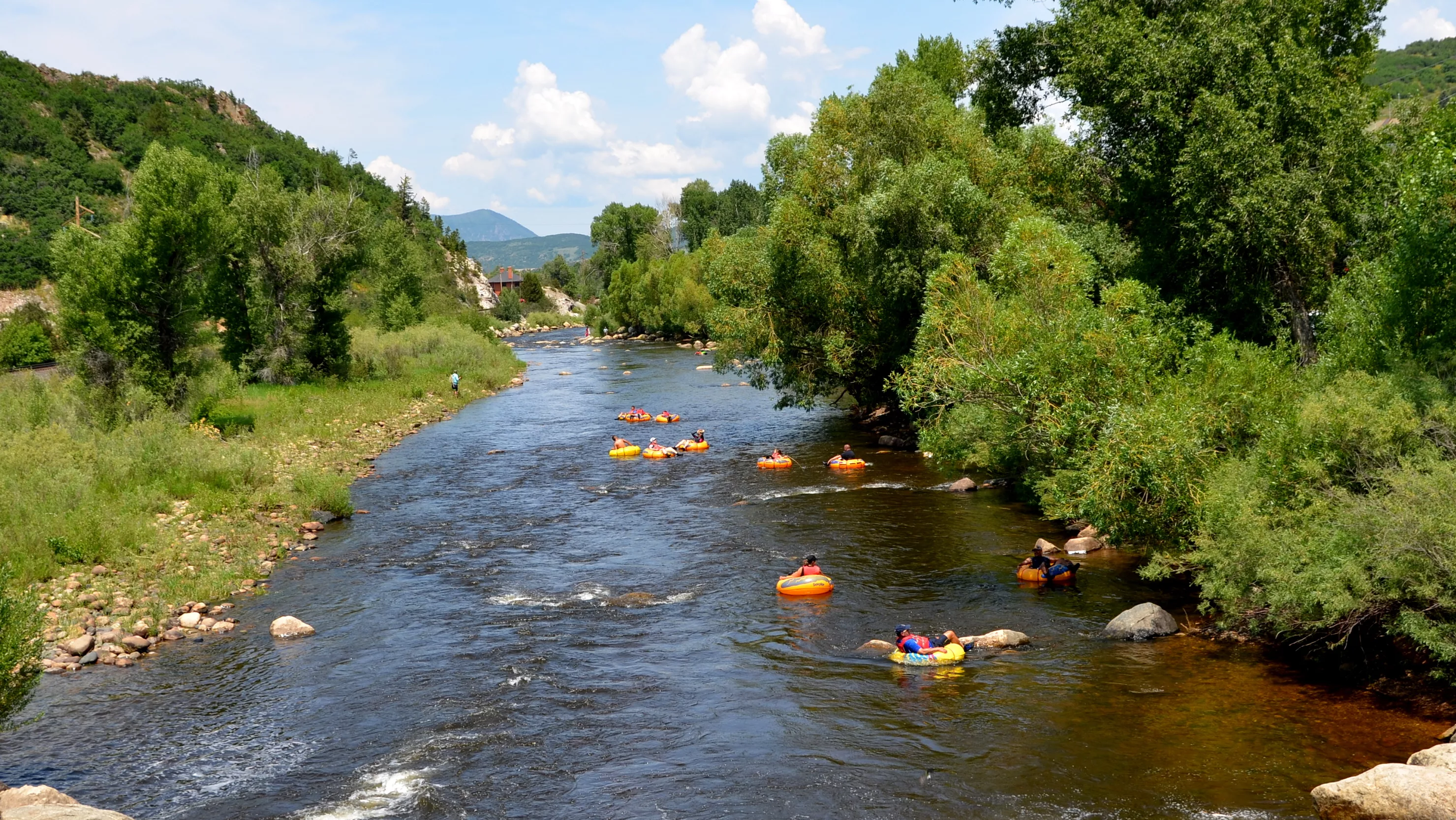 tubing-the-yampa-7-4-2013-12-14-39-am-slider