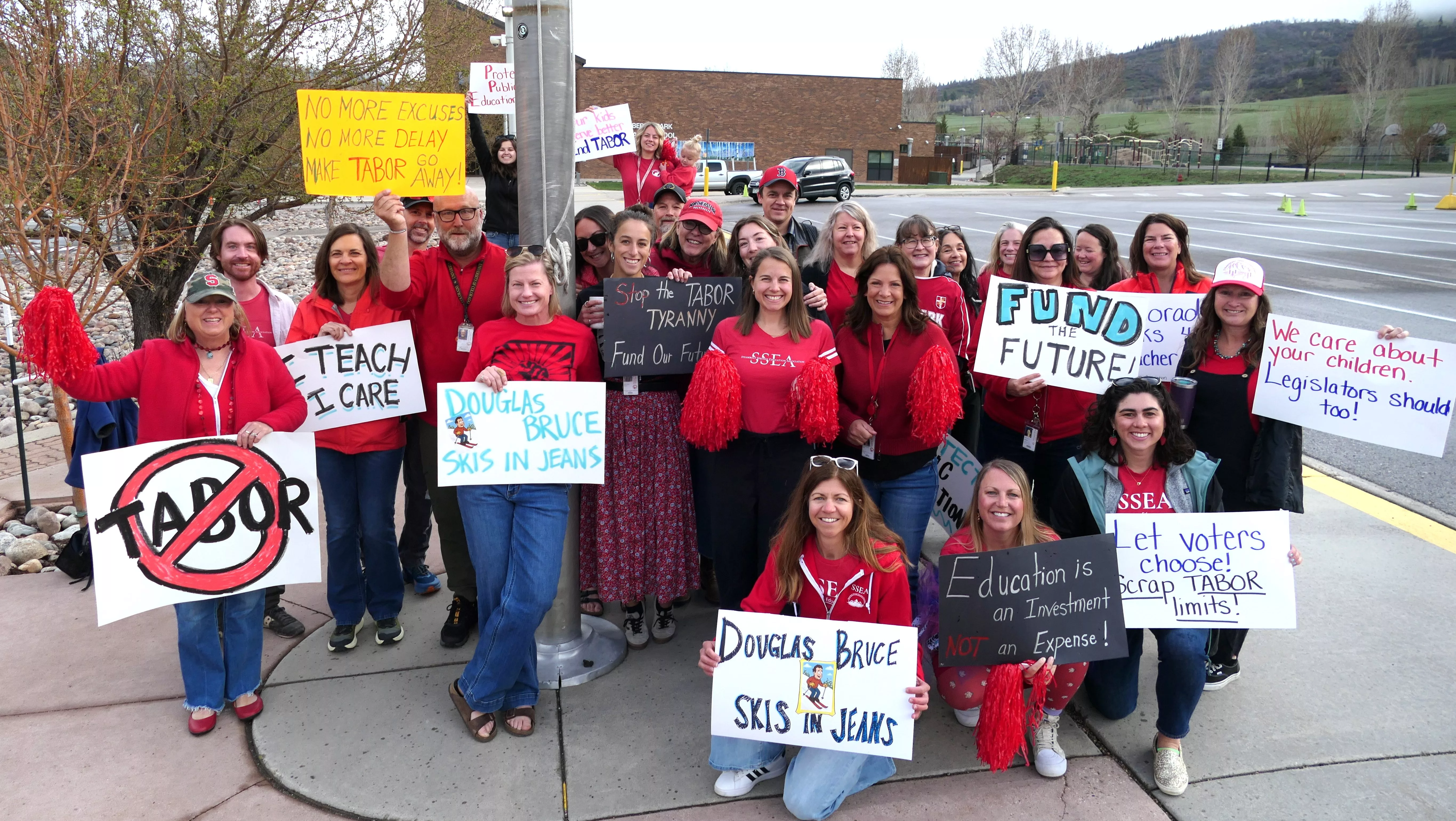ssea-steamboat-schools-tabor-protest