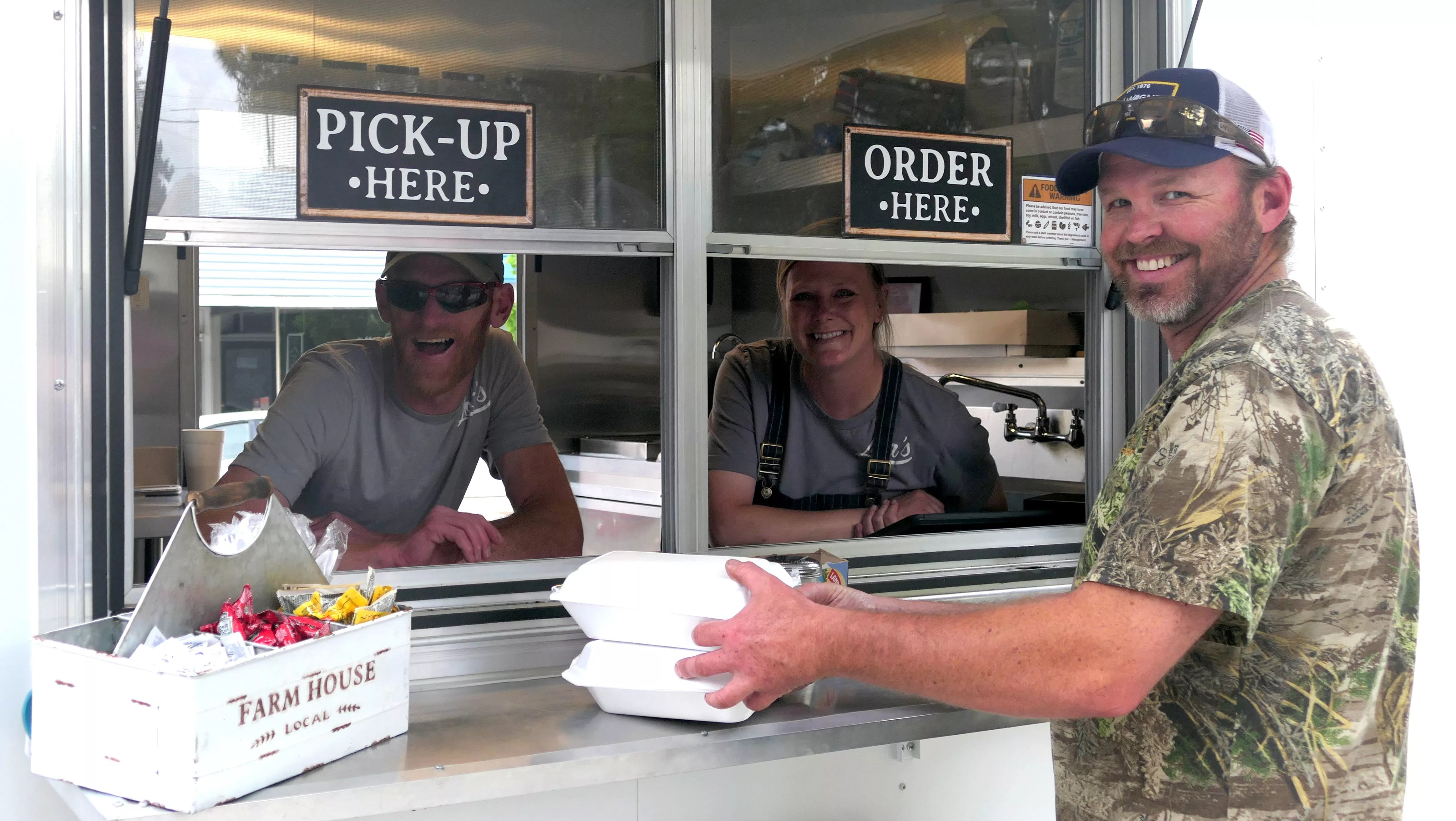 food-trucks-in-craig-2023-june-016-2