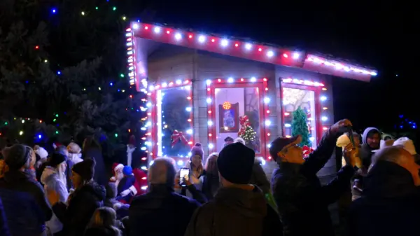 light-up-the-night-with-santa-2021-051