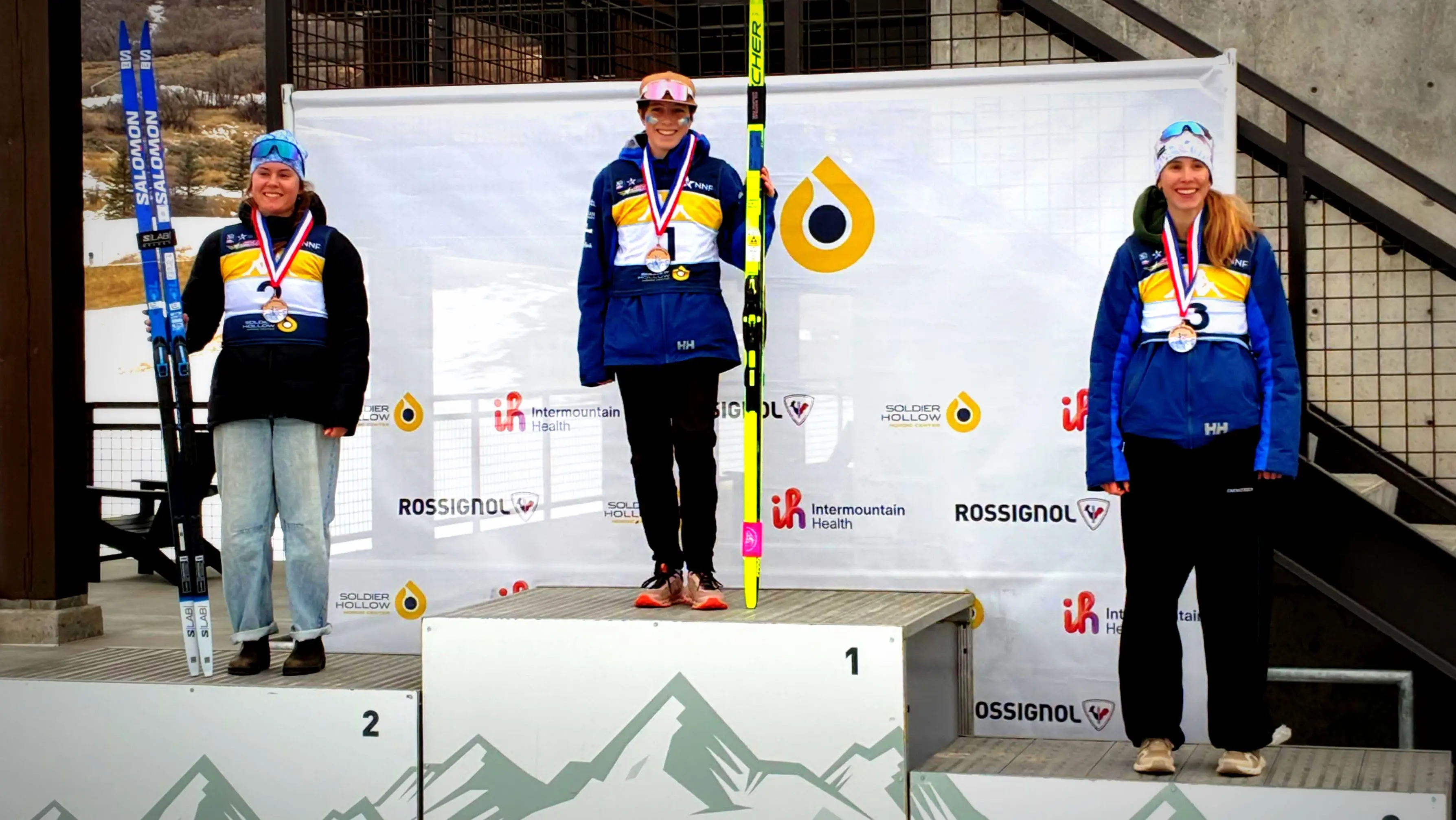 sswsc-antigone-loomis-u18-win-podium-slider