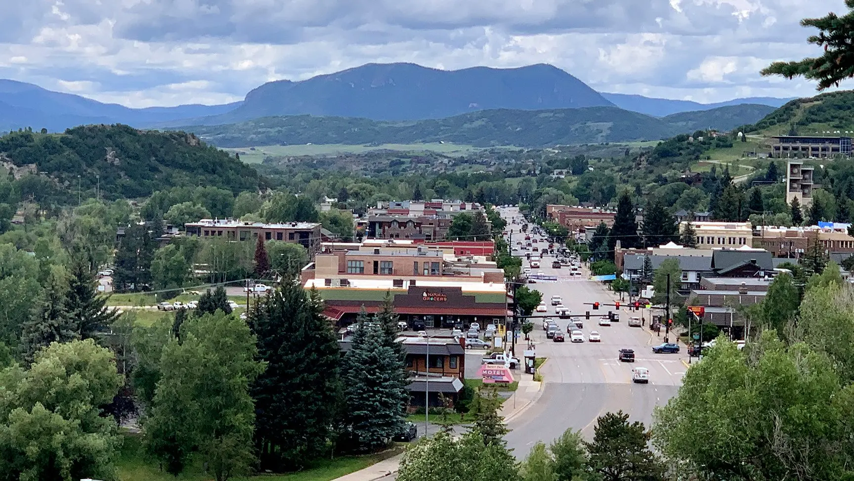 downtown-steamboat-springs-slider-2