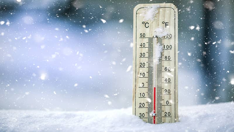 winter-weather-thermometer