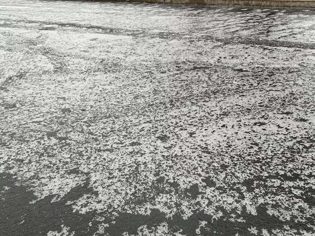 icy-parking-lot-in-springfield-1-22-24502459