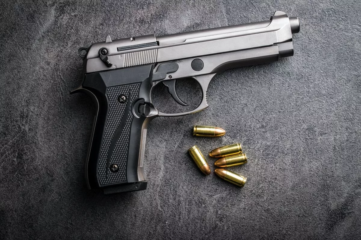 9mm-pistol-bullets-and-handgun-374767