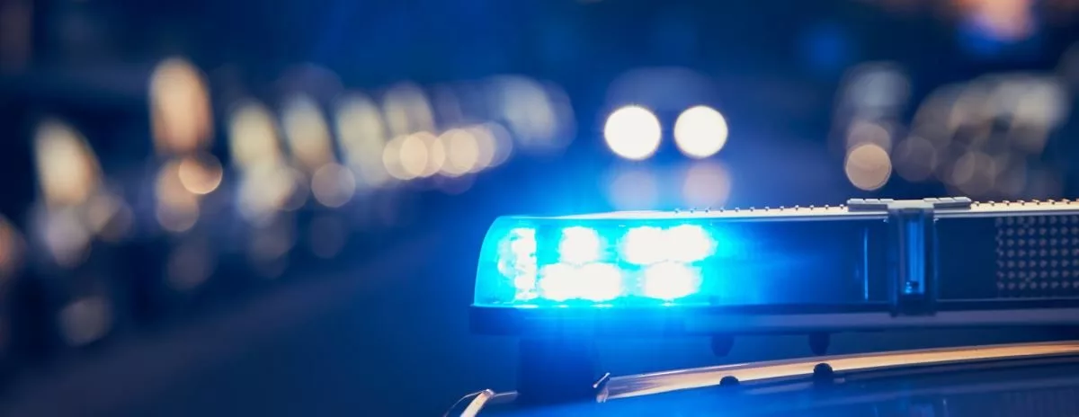 siren-light-on-roof-of-police-car117913