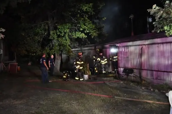 camdenton-mobile-home-fire905748