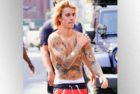 getty_justinbiebershirtless_032321
