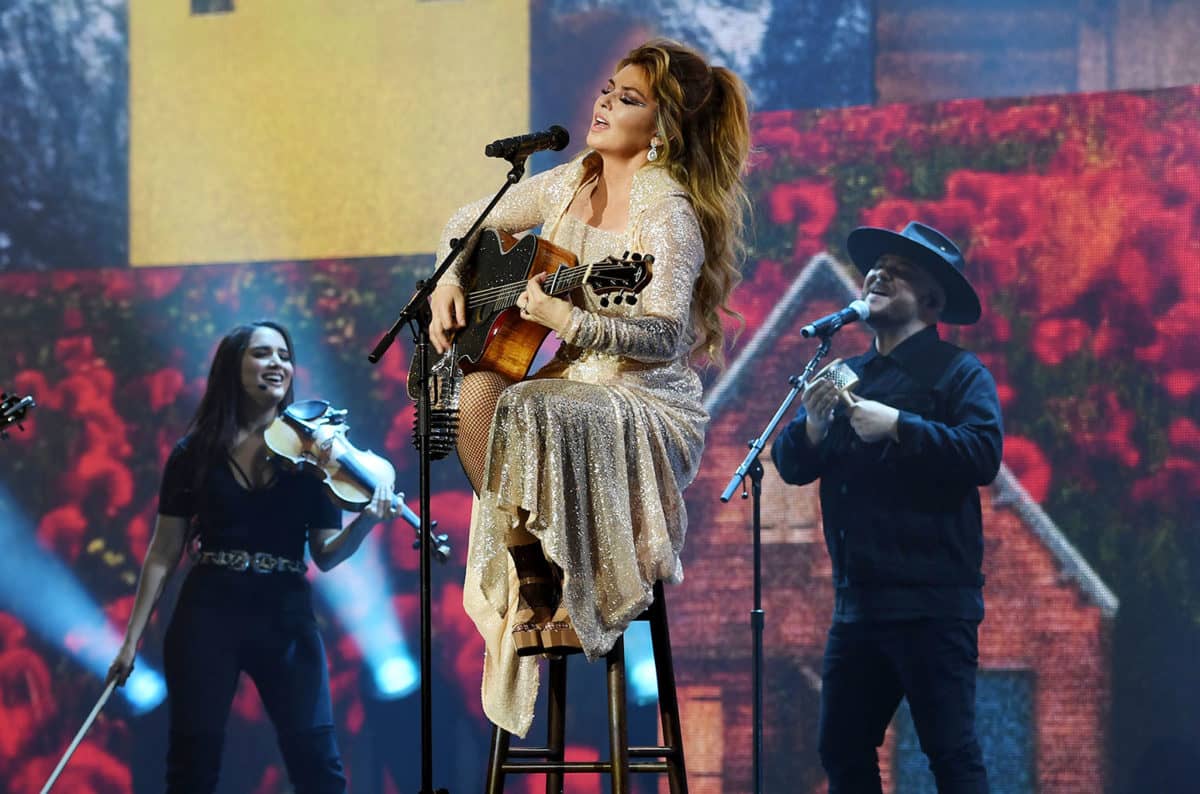 shania-twain-cr-denise-truscello-2022-billboard-1548