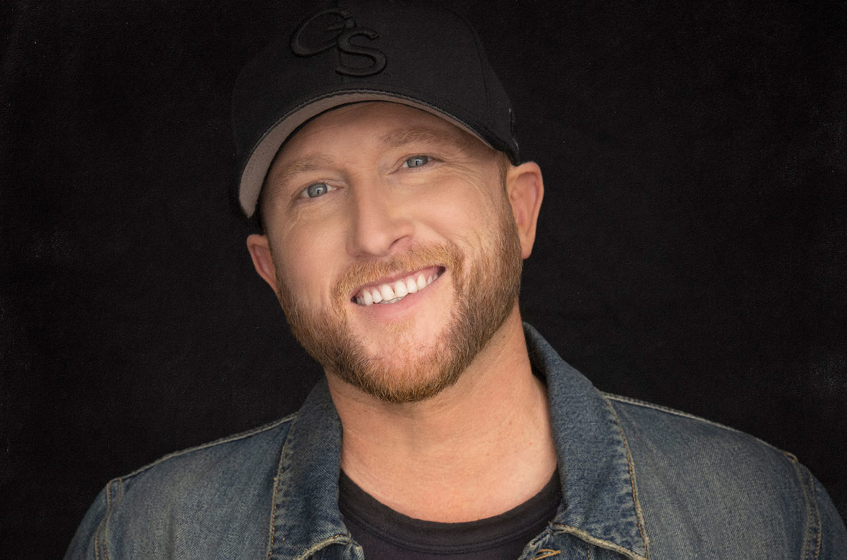 cole-swindell-press-photo-robby-klein-2022-billboard-1548
