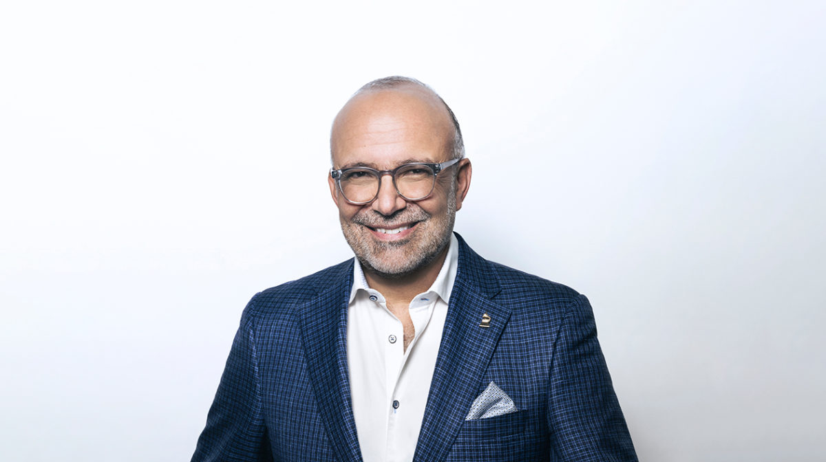 manuel-abud-2021-press-cr-omar-cruz-billboard-pro-1260