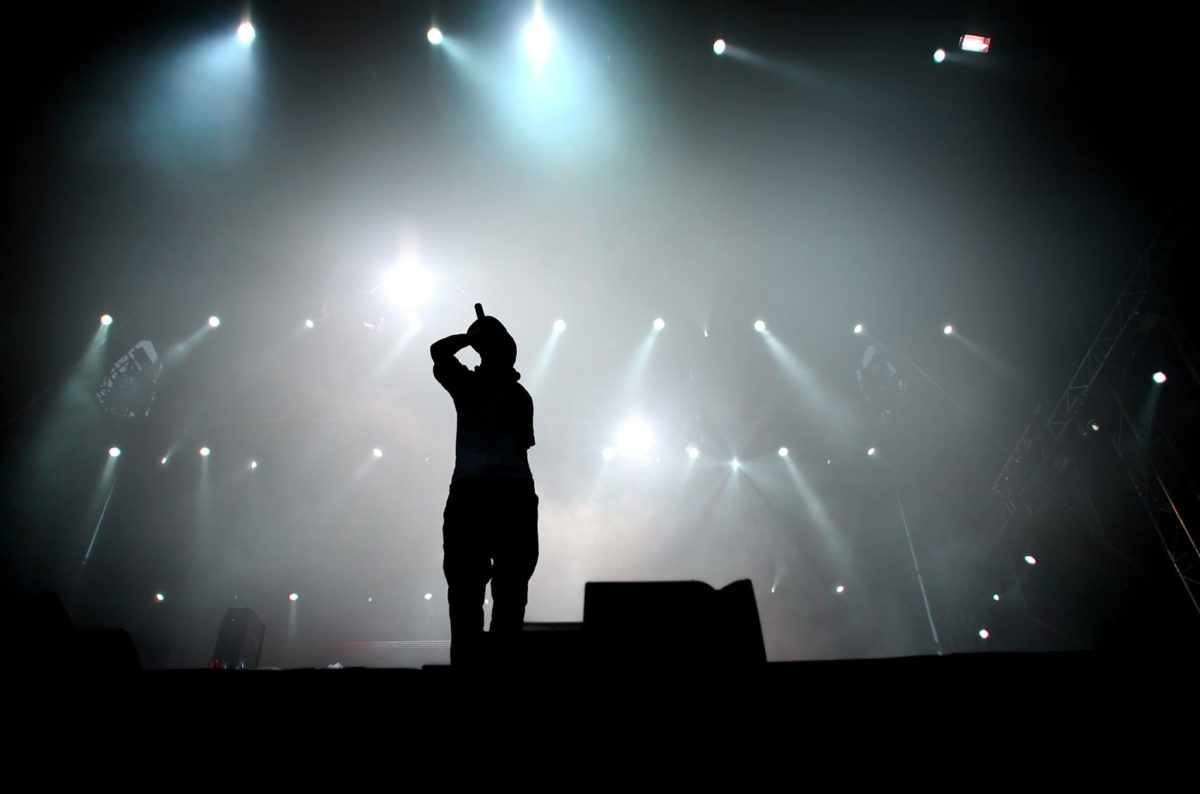 hip-hop-artist-silhouette-2022-billboad-1548