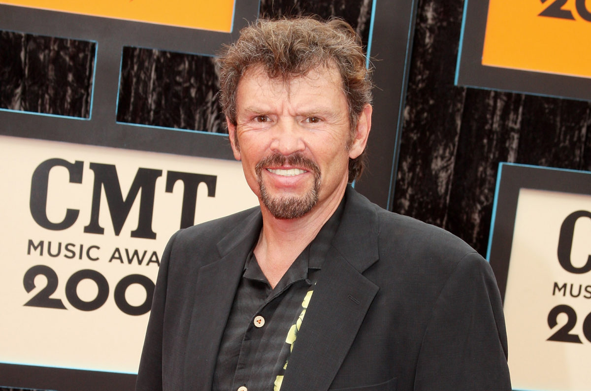 01-jeff-cook-2009-billboard-1548