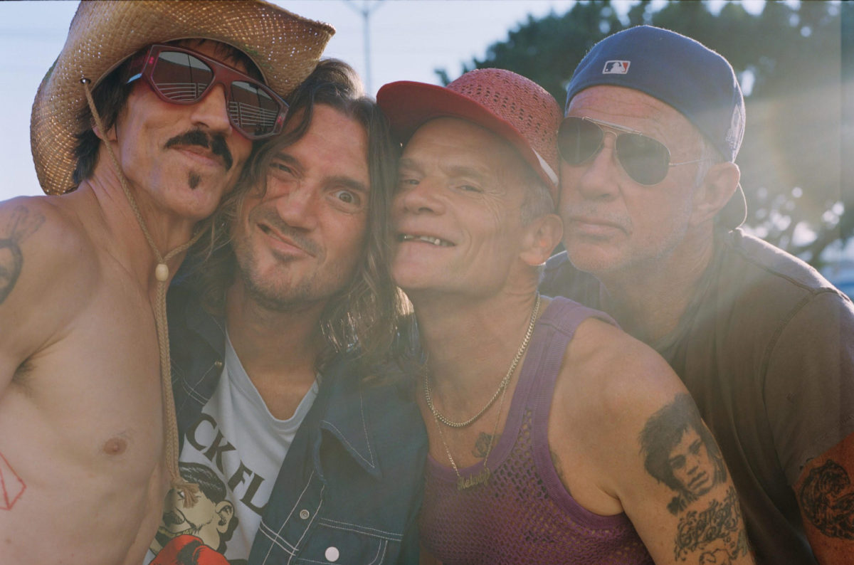 red-hot-chili-peppers-press-photo-2022-billboard-1548