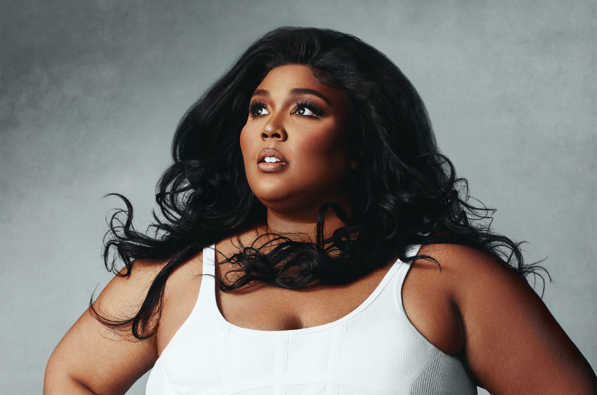 05-lizzo-press-cr-abdm-2022-billboard-1548-3
