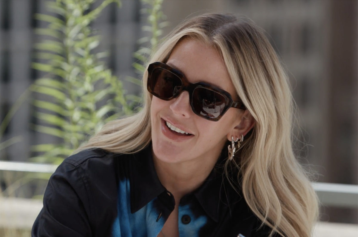 ellie-goulding-billboard-news-2022-1548