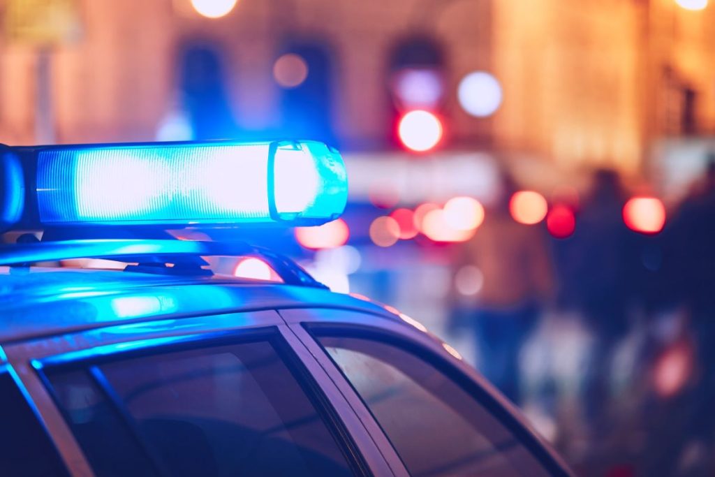 police-car-on-the-street-1024x683-3715788
