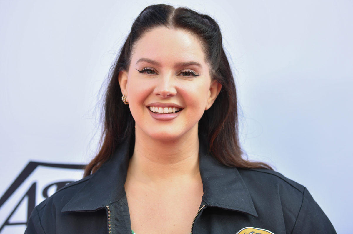 lana-del-rey-2021-billboard-1548179340