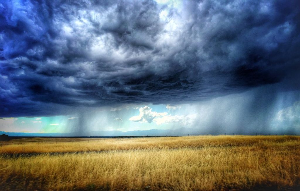 thunderstorm-in-northern-california-1024x653-1229190