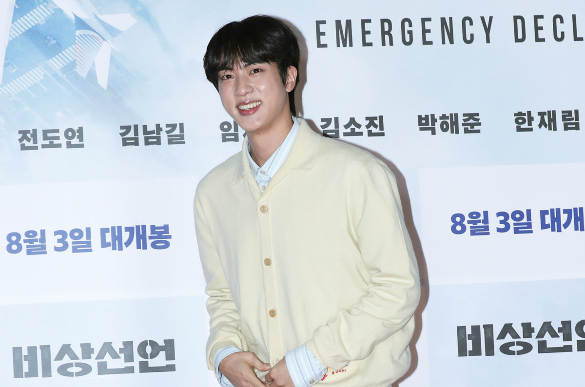 jin-bts-2022-billboard-1548259849