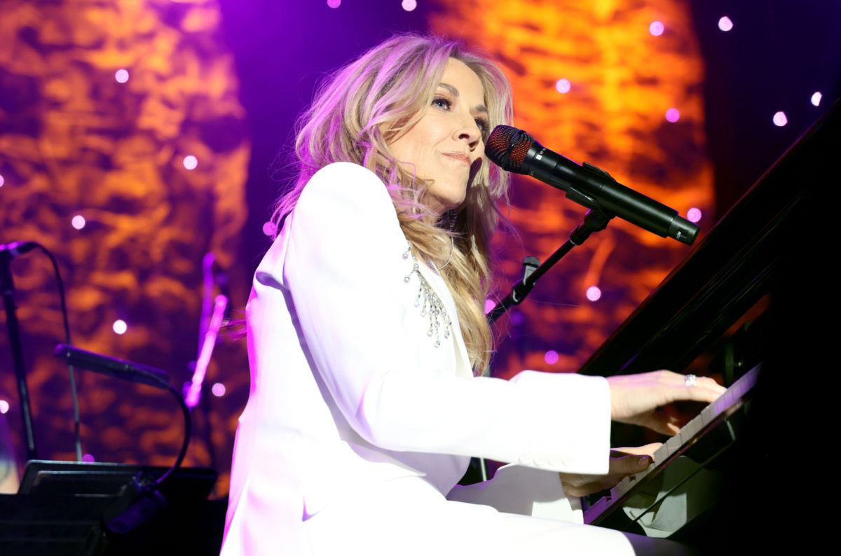 sheryl-crow-2023-billboard-1548514449
