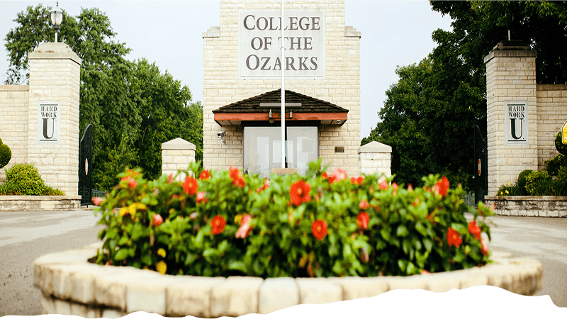 collegeoftheozarksentrance350985