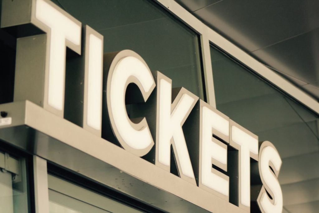 buy-movie-tickets-1024x683-1957118