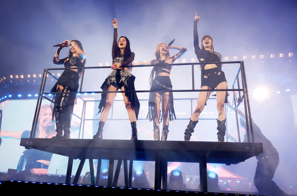 blackpink-coachella-weekend-1-billboard-154873150