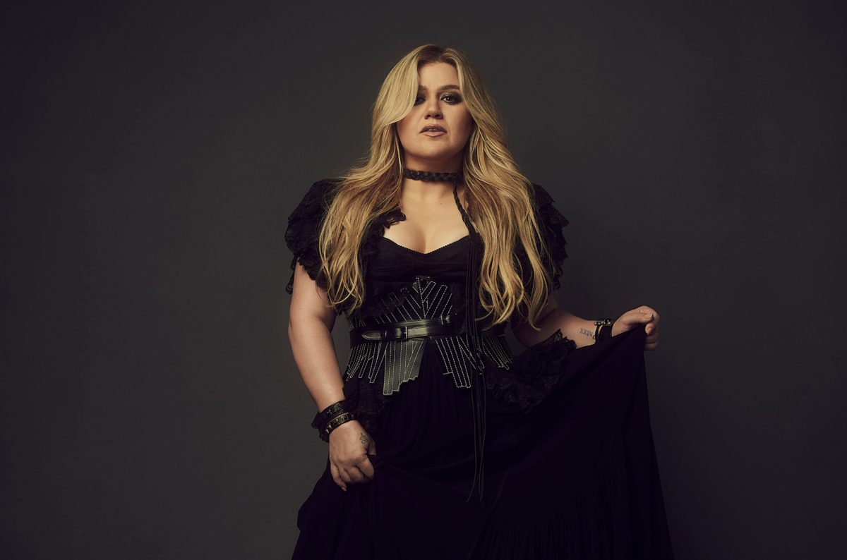 kelly-clarkson-cr-brian-bowen-smith-billboard-1548984124