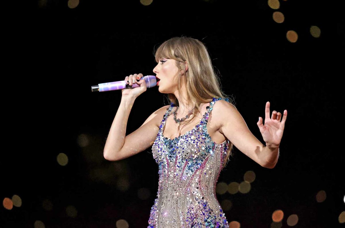 02-taylor-swift-houston-eras-2023-billboard-1548823186