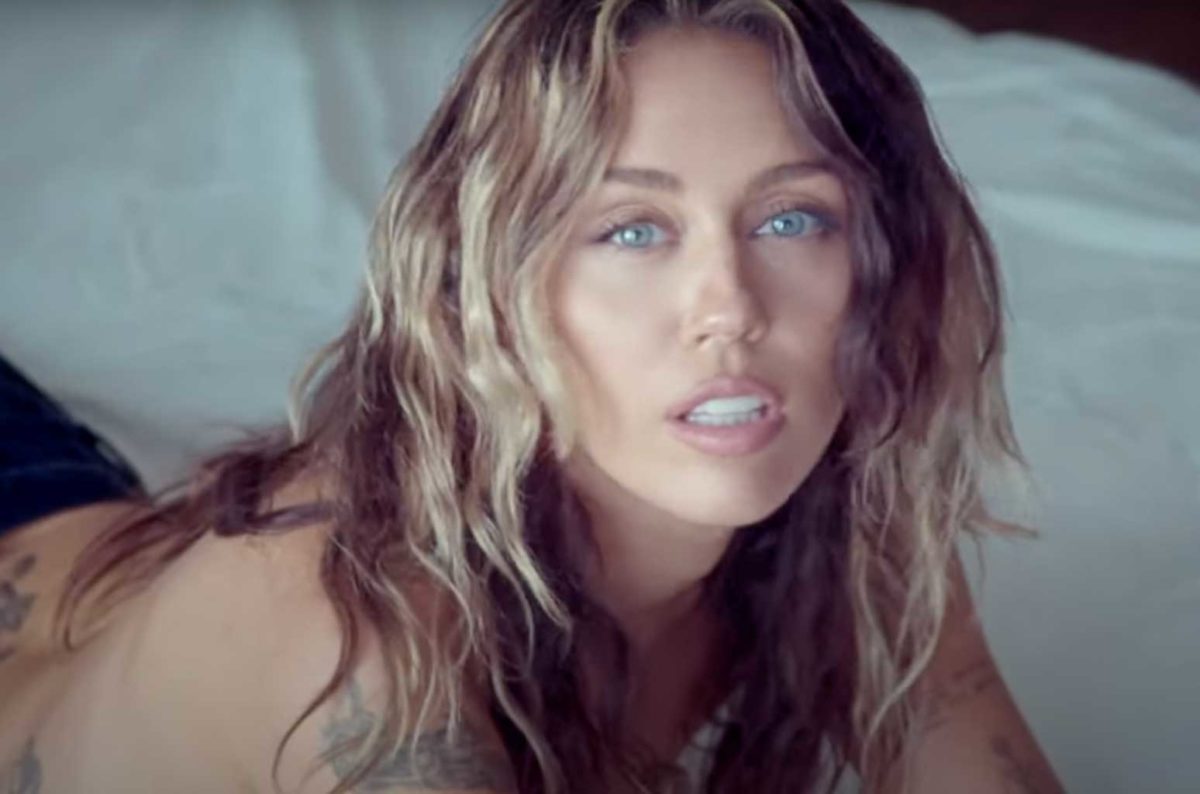 miley-cyrus-jaded-screenshot-billboard-1548627126