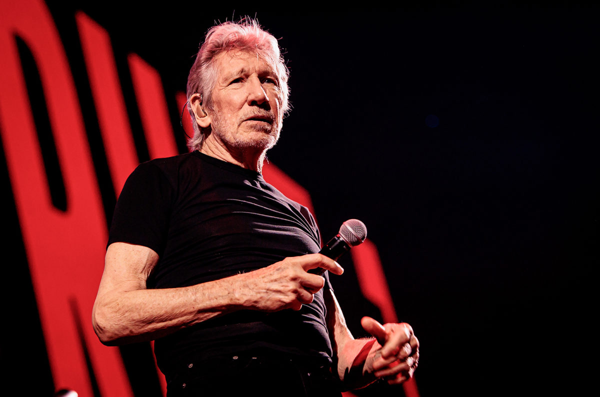 roger-waters-live-2023-billboard-1548681674