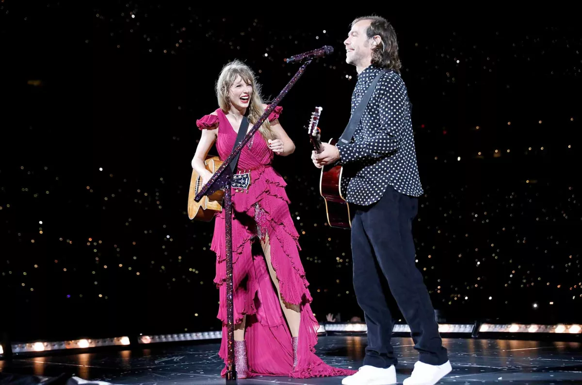 taylor-swift-and-aaron-dessner-eras-tour-2023-billboard-1548-185281
