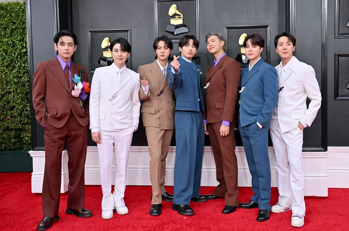 bts-2022-grammys-billboard-1548709798
