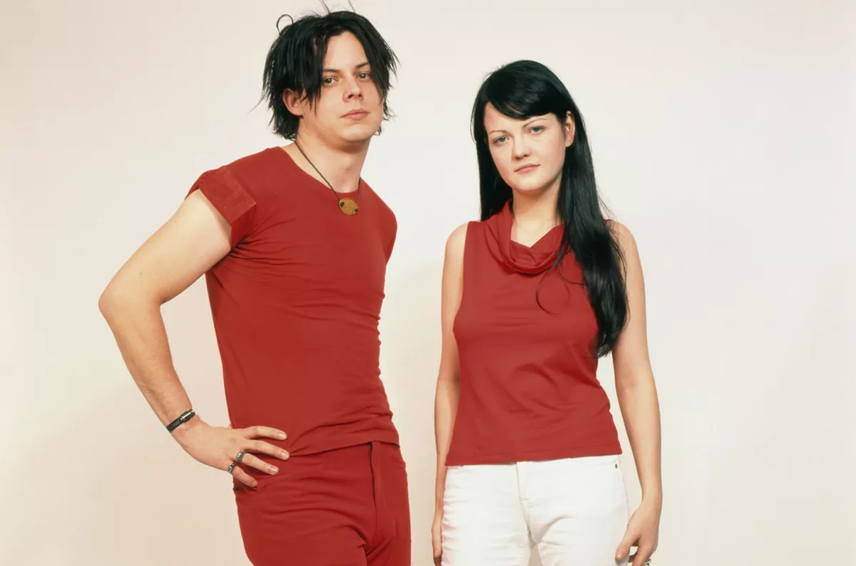 the-white-stripes-2002-billboard-1548234615