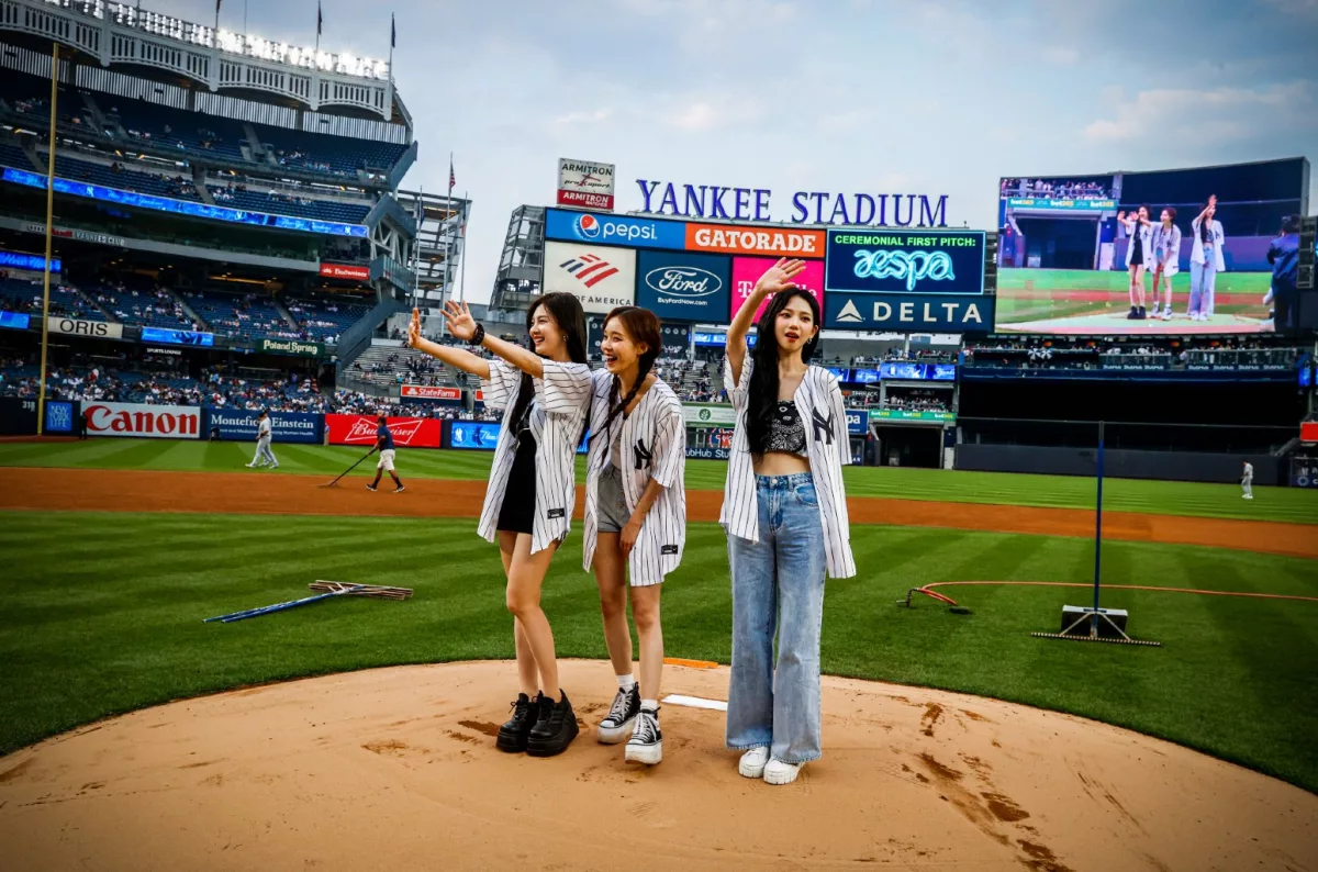 aespa-yankees-first-pitch-2023-billboard-1548564015