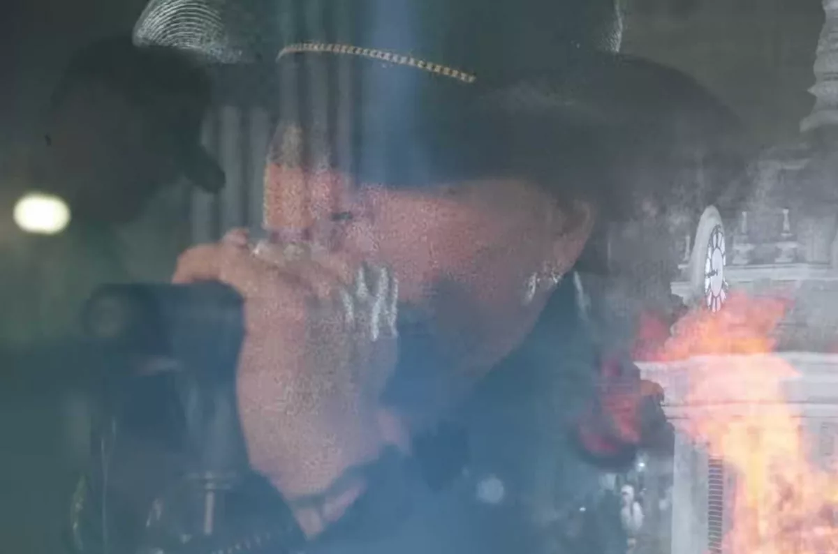 01-jason-aldean-try-that-in-a-small-town-screenshot-billboard-1548441402