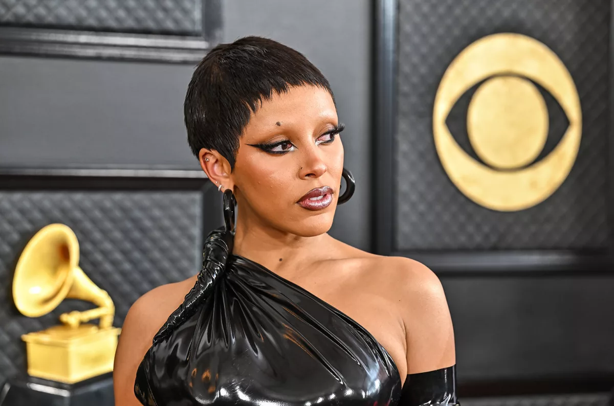 doja-cat-grammys-red-carpet-1-2023-billboard-1548577136