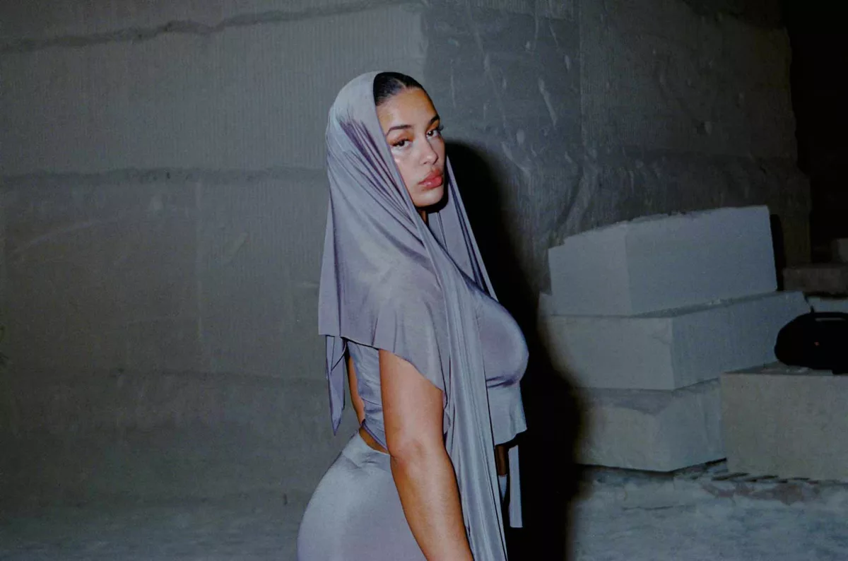 jorja-smith-cr-ivor-alice-press-2023-billboard-1548521516