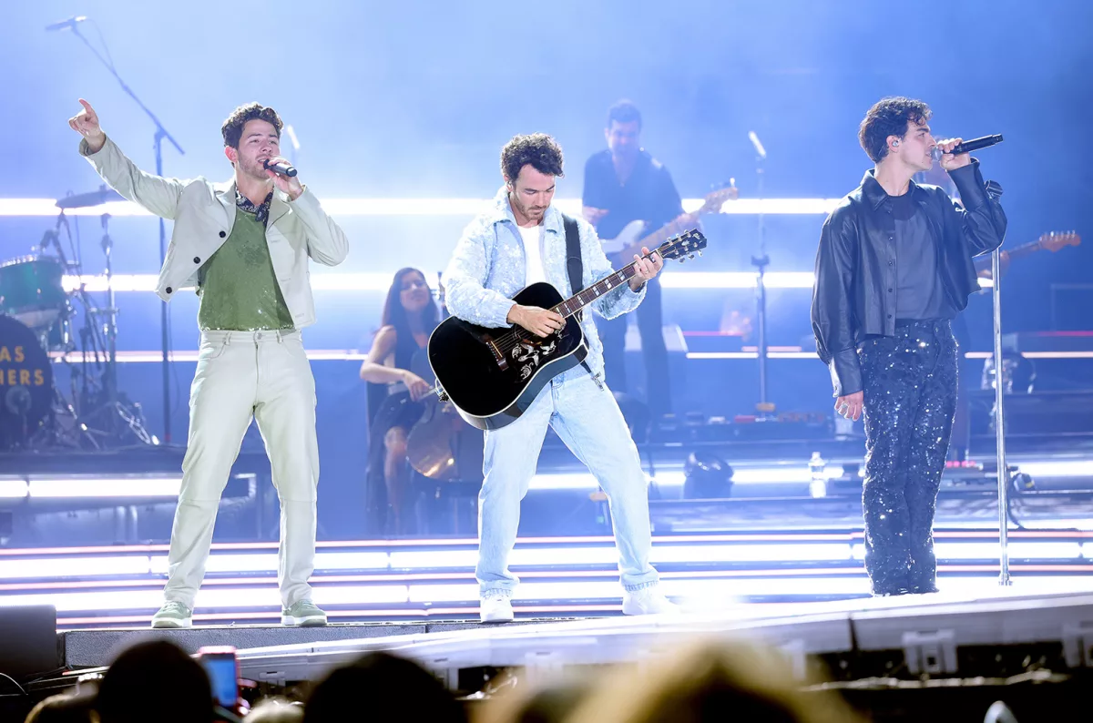 jonas-brothers-yankee-stadium-2023-billboard-1548731679
