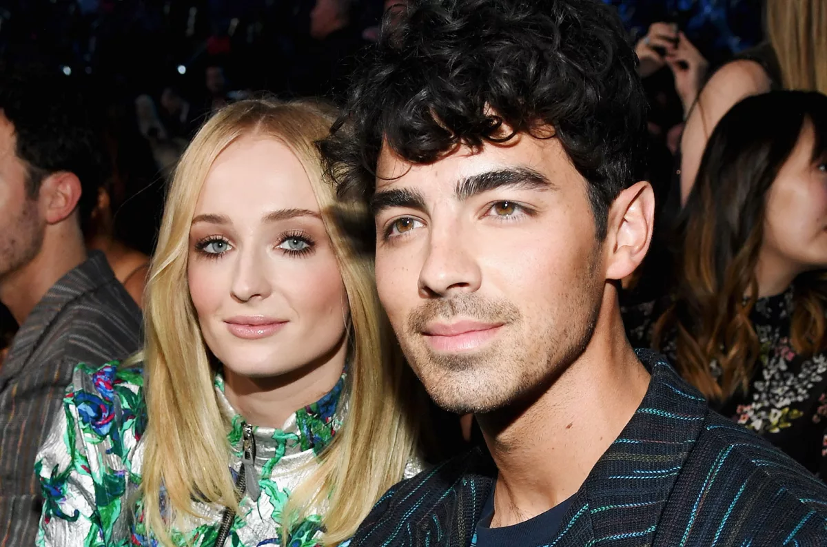 joe-jonas-sophie-turner-bbmas-roaming-2019-billboard-1548420745