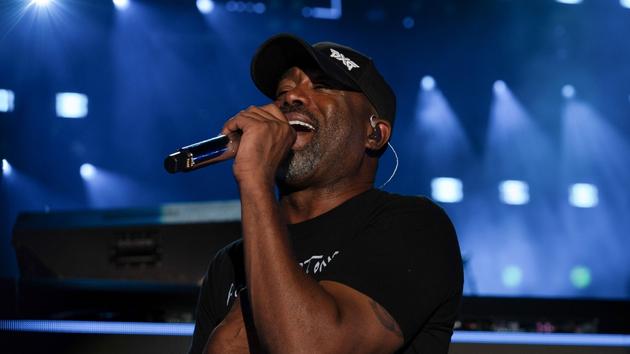 m_dariusruckercmafest2022abc225464