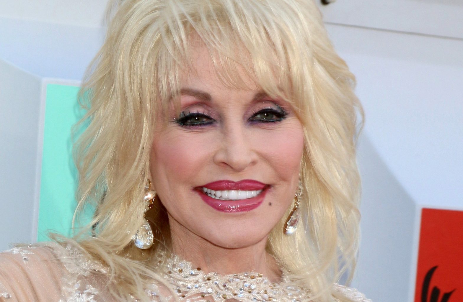 shutterstock_400703950-dol-cropped296121