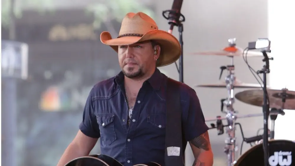 Jason Aldean performs onstage at NBC's 'Today Show' at Rockefeller Plaza July 31^ 2015 in New York City.