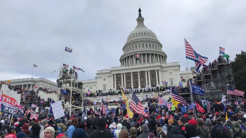 Washington DC^USA.Jan^06^2021. After the rally^ those who gathered at the call of President Trump^ who were dissatisfied with the election results^ marched to Congress and appealed for their support.