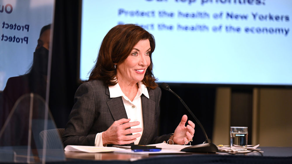 kathy_hochul_122221_1